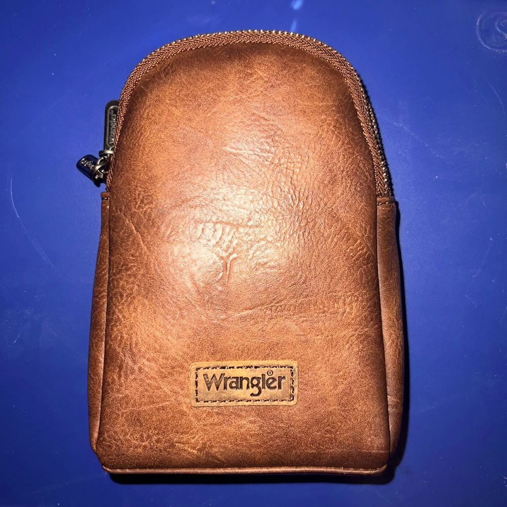 Wrangler crossbody